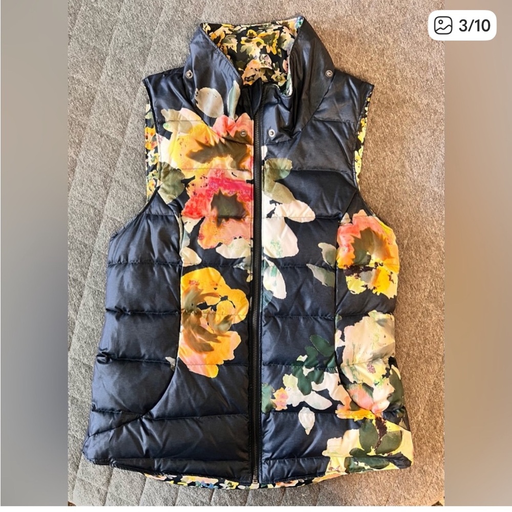 Anthropologie pure good aquaflora floral puffer vest sz s